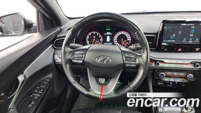 Hyundai Veloster (JS) Core, 2018 13