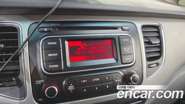 Kia All New Carens Prestige, 2014 16