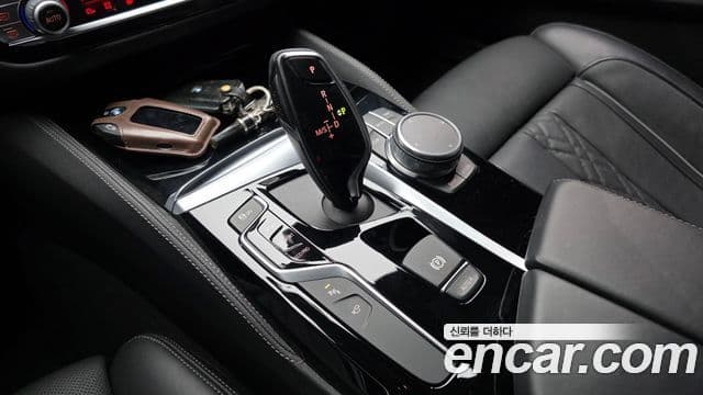 BMW 5시리즈 (G30) 520d M Sport Plus, 2020 9