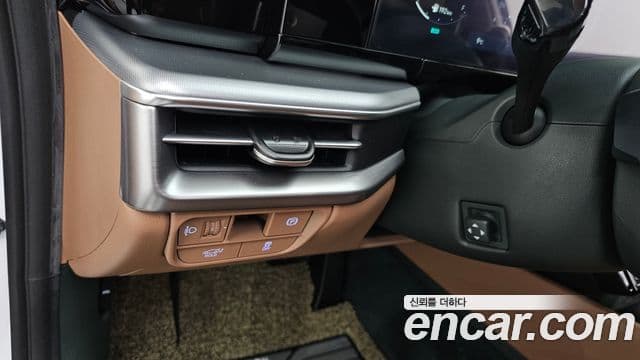 Hyundai Grandeur (GN7) Exclusive, 2025 18