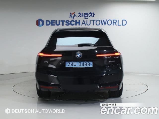 BMW iX xDrive50 Sport Plus, 2023 4