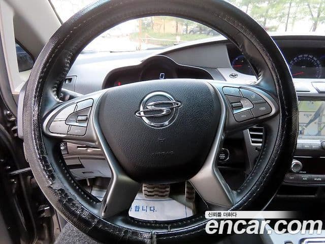 KG모빌리티(SsangYong) Korando 투리스모 4WD RX 9인승, 2018 8