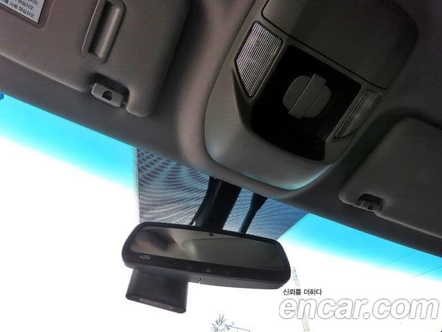 KG모빌리티(SsangYong) Korando 투리스모 4WD RX 9인승, 2018 16