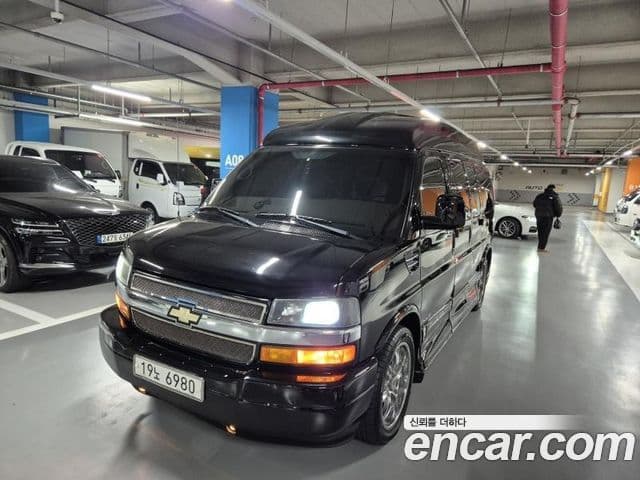 Chevrolet 익스프레스밴, 2009 1