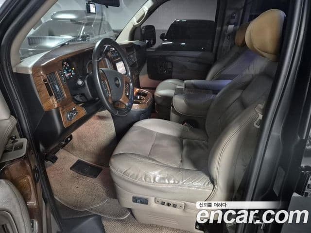 Chevrolet 익스프레스밴, 2009 9