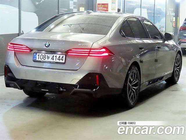 BMW 5시리즈 (G60) 520i M Sport, 2025 3