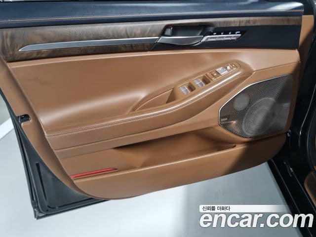 Genesis G90 лимузин Prestige, 2019 11