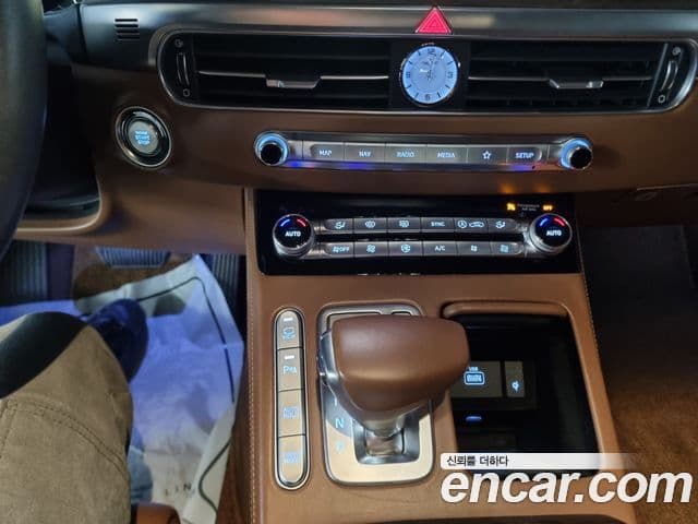 Genesis G90 лимузин Prestige, 2019 16