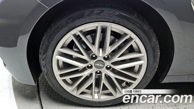 Genesis G70 Elite, 2019 все фото