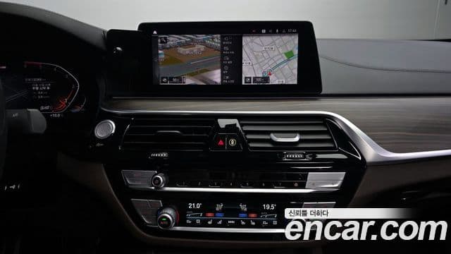 BMW 5시리즈 (G30) 520d xDrive M Sport Plus, 2020 15