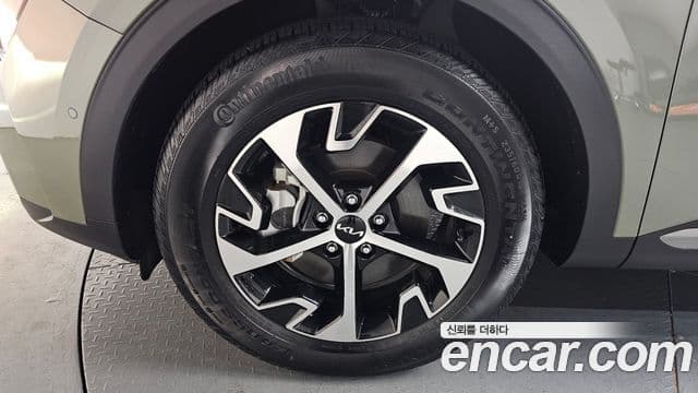 Kia Sportage 5세대 гибрид Signature Gravity 4WD, 2023 все фото