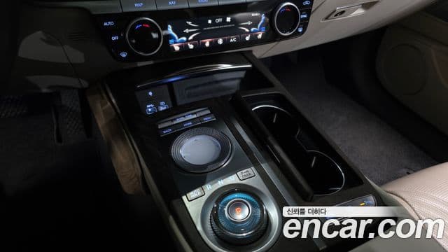 Genesis G80 (RG3) бензин 2.5 турбо 2WD, 2022 9