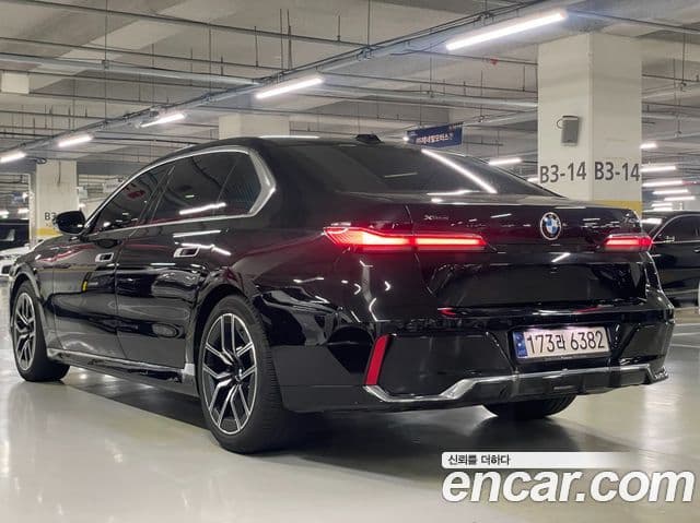 BMW 7시리즈 (G70) 740i xDrive M Sport, 2024 6