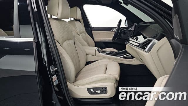 BMW X7 (G07) xDrive 40d M Sport 6인승, 2023 10