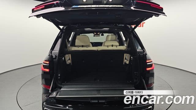BMW X7 (G07) xDrive 40d M Sport 6인승, 2023 20