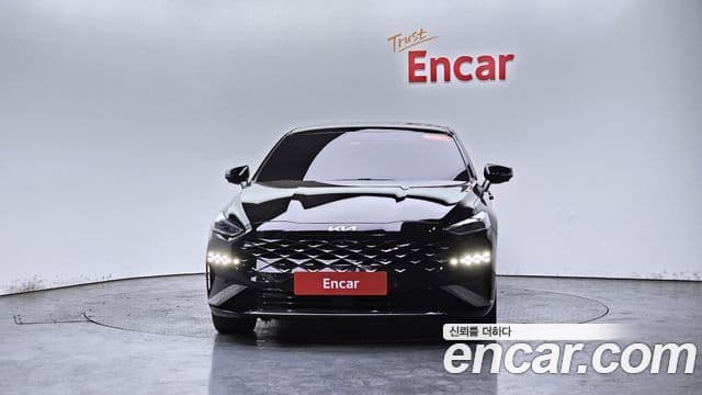 Kia K8 Signature, 2022 3