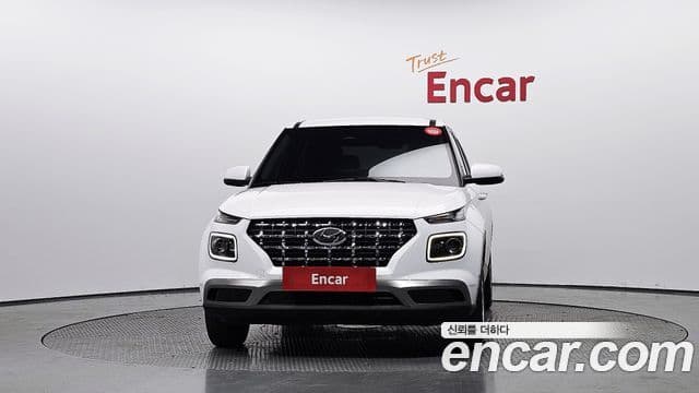 Hyundai Venue Premium, 2023 3
