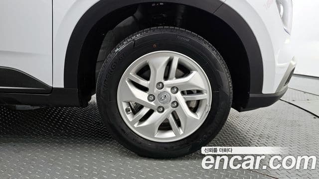 Hyundai Venue Premium, 2023 все фото