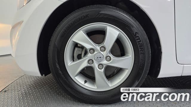 Hyundai The / новый New Avante 빌트인캠2 — базовая версия - Built-in Cam 2, 2015 все фото