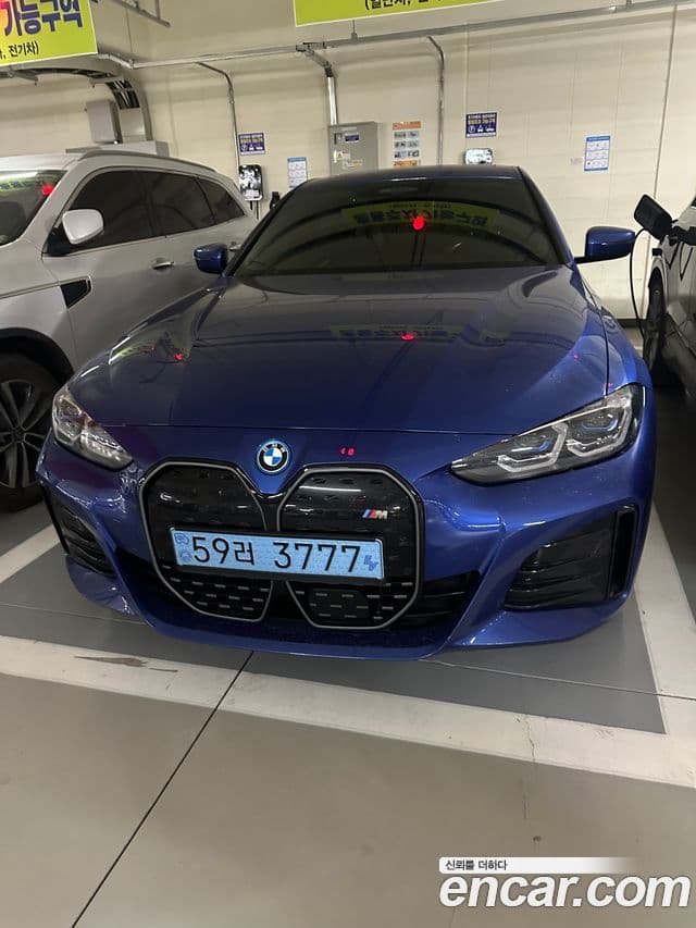 BMW i4 eDrive40 M Sport Pro, 2023 1