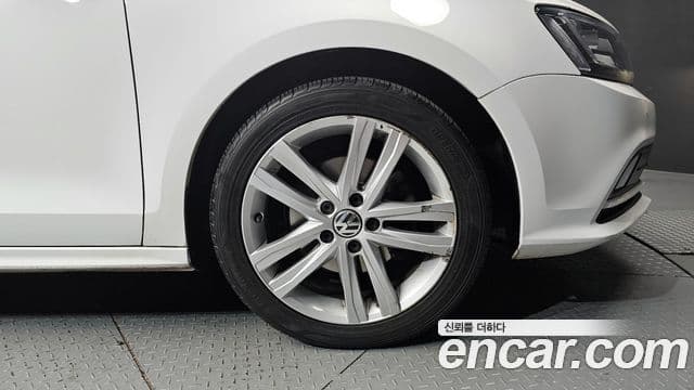 Volkswagen New Jetta 6세대, 2015 все фото