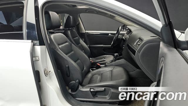 Volkswagen New Jetta 6세대, 2015 10