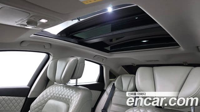 Renault Korea(Samsung) SM6 2.0 LPe RE (для людей с инвалидностью), 2016 14