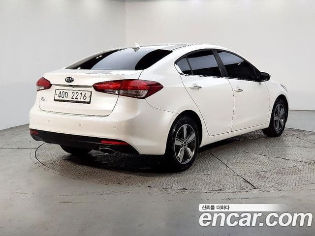 Kia The / новый New K3 Style, 2018 4