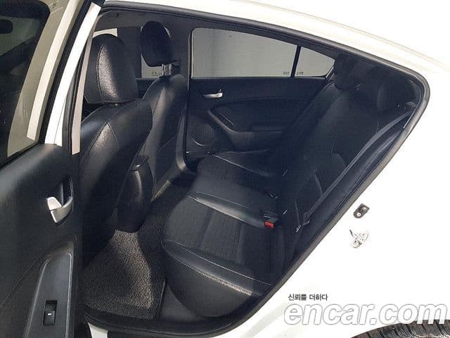 Kia The / новый New K3 Style, 2018 9