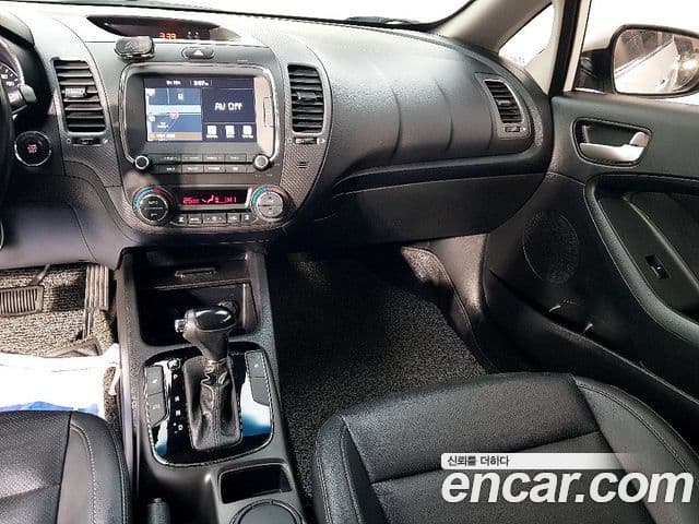 Kia The / новый New K3 Style, 2018 10