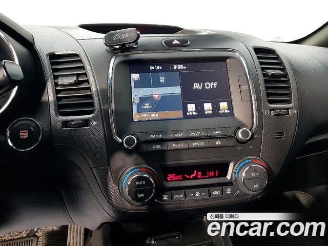 Kia The / новый New K3 Style, 2018 13