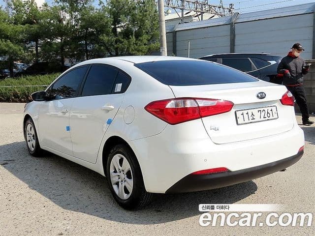 Kia K3 Deluxe, 2015 3