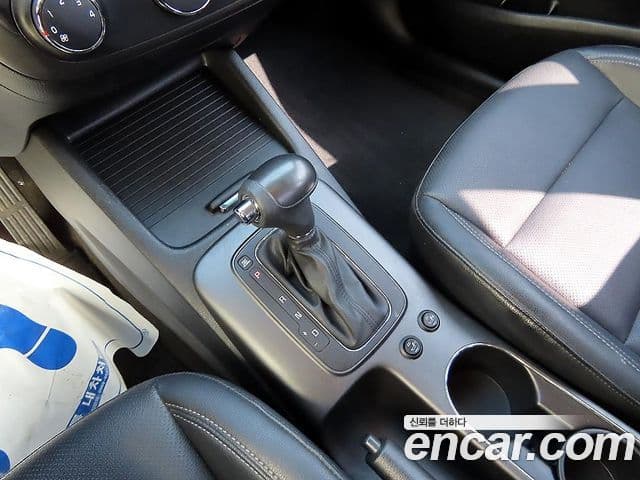 Kia K3 Deluxe, 2015 10