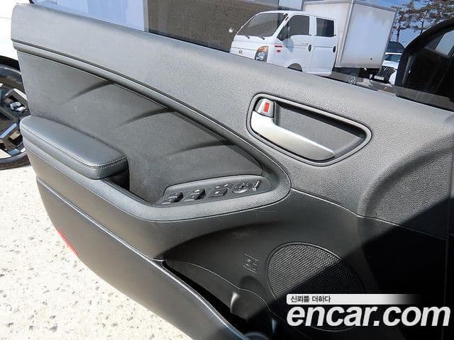 Kia K3 Deluxe, 2015 11