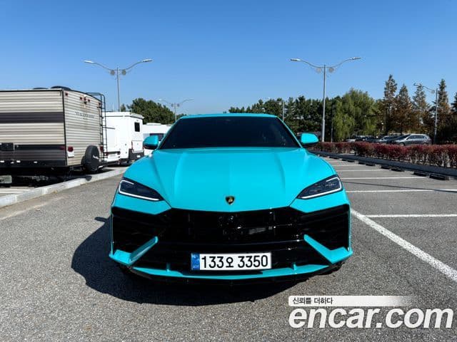 Lamborghini Urus 4.0 V8 SE, 2025 3