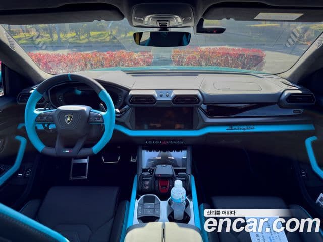 Lamborghini Urus 4.0 V8 SE, 2025 6