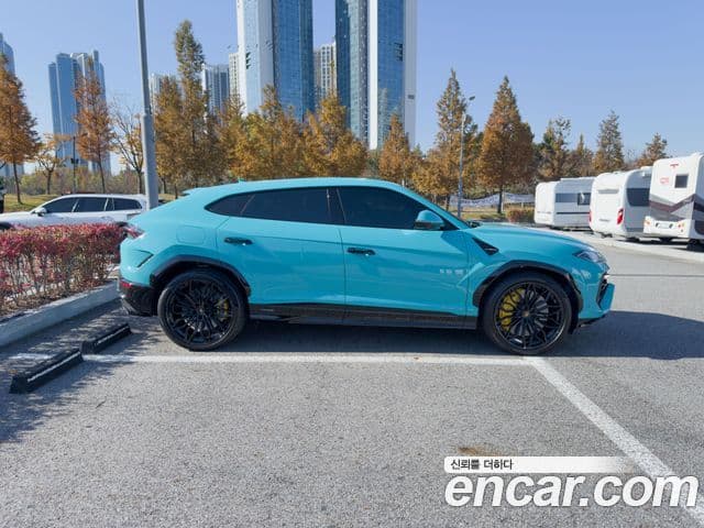 Lamborghini Urus 4.0 V8 SE, 2025 16