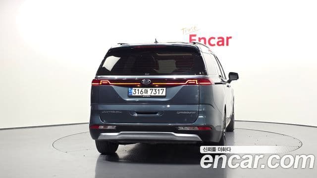 Kia Carnival 4세대 Signature, 2021 4