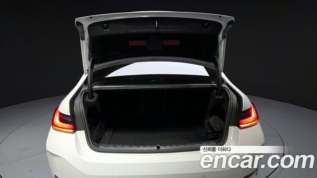 BMW 3시리즈 (G20), 2025 20