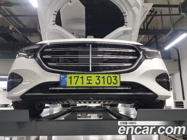 Mercedes-Benz E-класс W214, 2025 1