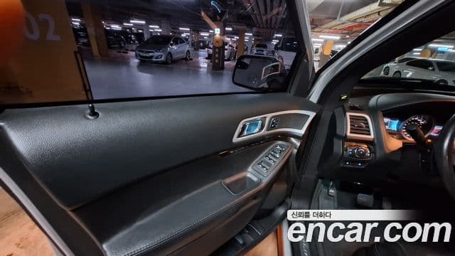 Ford Explorer 5세대, 2014 11