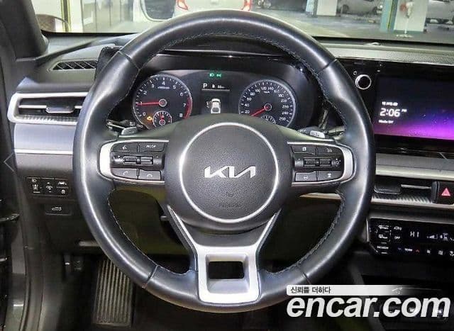 Kia K5 3세대 Prestige, 2023 8
