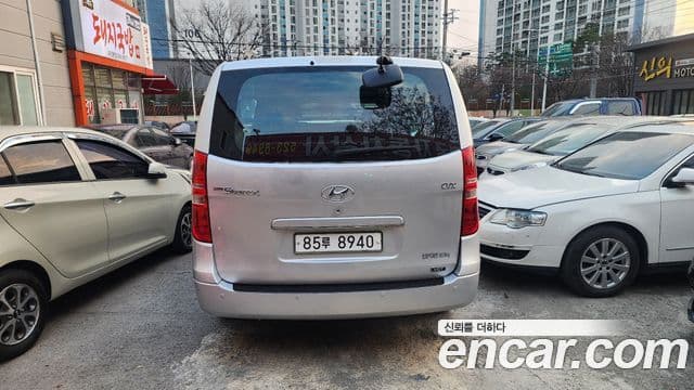 Hyundai Grand Starex CVX Deluxe, 2010 4