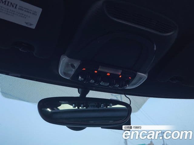 Mini Cooper D 클럽맨 2세대, 2018 15