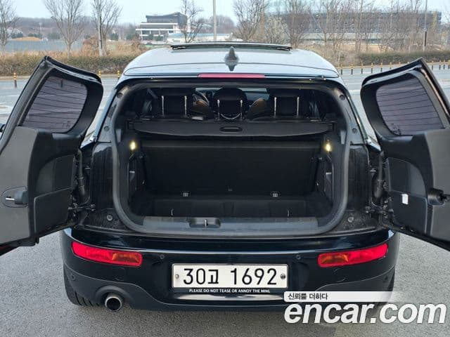 Mini Cooper D 클럽맨 2세대, 2018 17