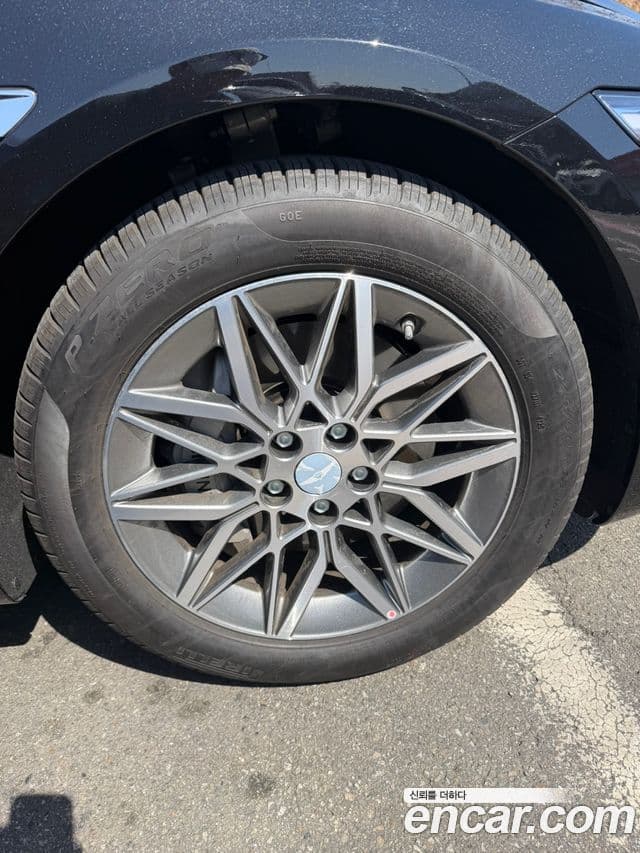 Genesis G80 (RG3) бензин 2.5 турбо AWD, 2026 7