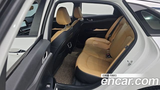 Kia K5 3세대 Prestige, 2022 13