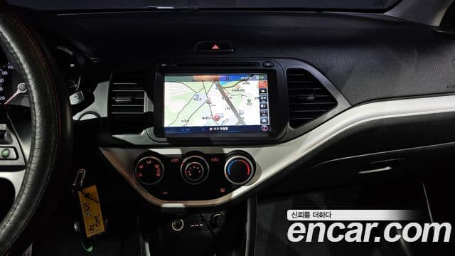 Kia All New Morning Deluxe Trendy, 2014 14