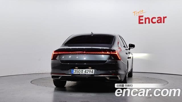 Kia K8 Signature, 2022 4