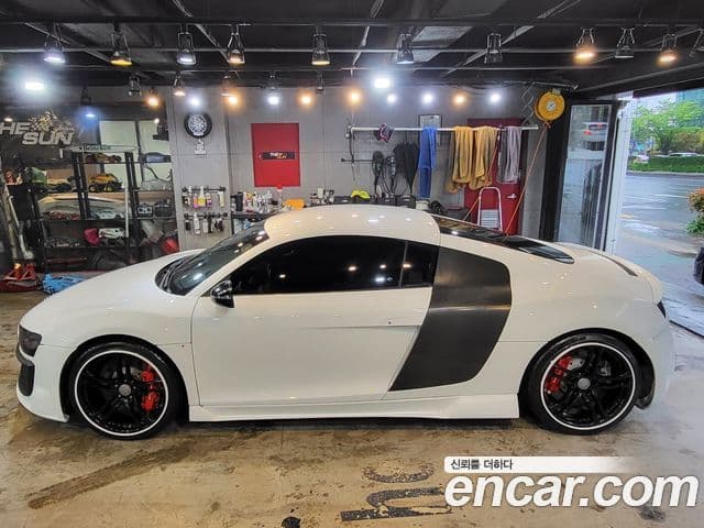 Audi R8 4.2 V8 купе, 2009 7
